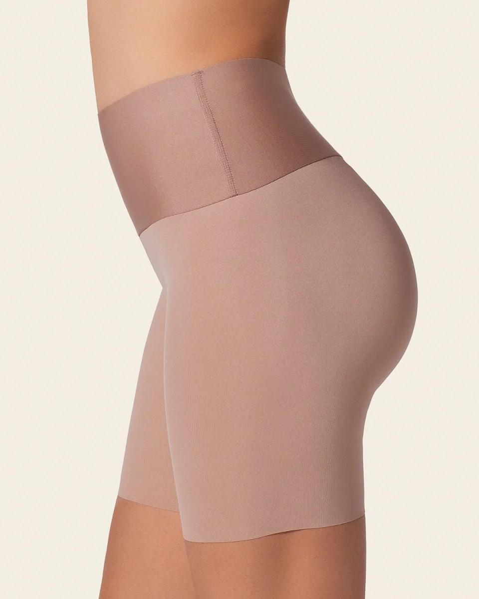 Stay-In-Place Seamless Shaper Short - Image 2