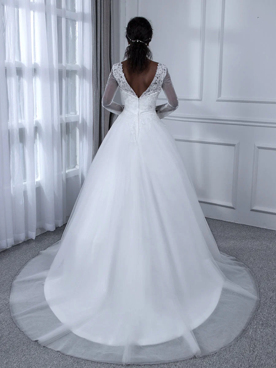 Vestido de Noiva de Tule com Mangas Compridas e Decote Em V com Apliques - Image 3