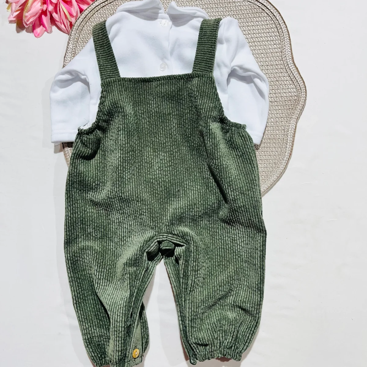 Conjunto Lucas em bombazina - jardineira e camisa - 3,6 e 12M - Verde seco - Image 5