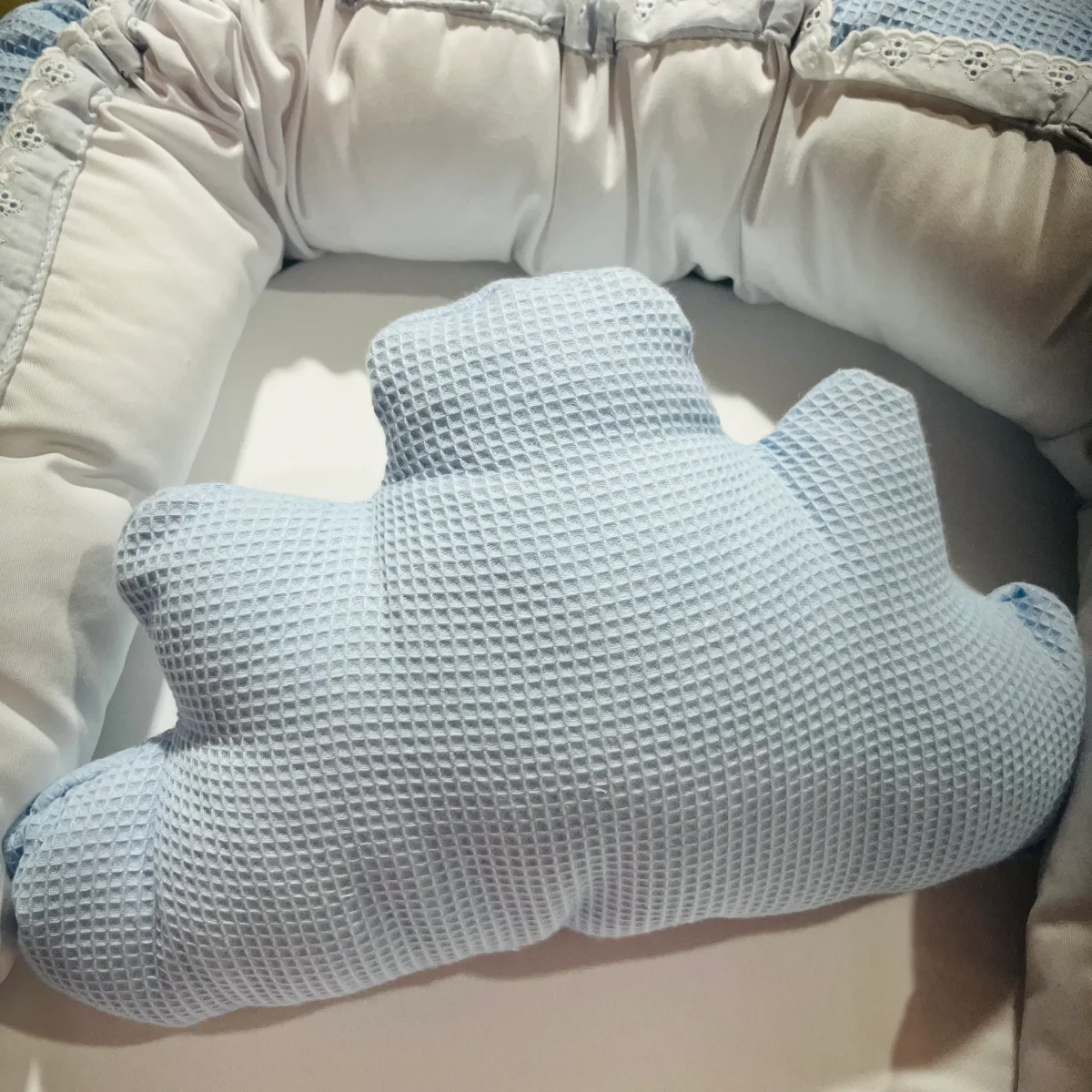 Ninho wafle para bebé com renda - 2 peças - Image 3